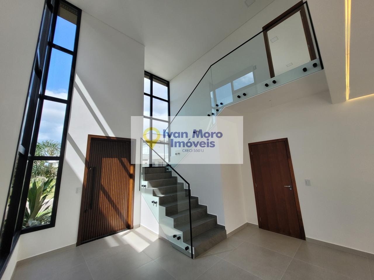 Casa à venda com 4 quartos, 3 suítes, 4 vagas e 270m² no São João do Rio Vermelho, Florianópolis (SC) — foto 4 de 27