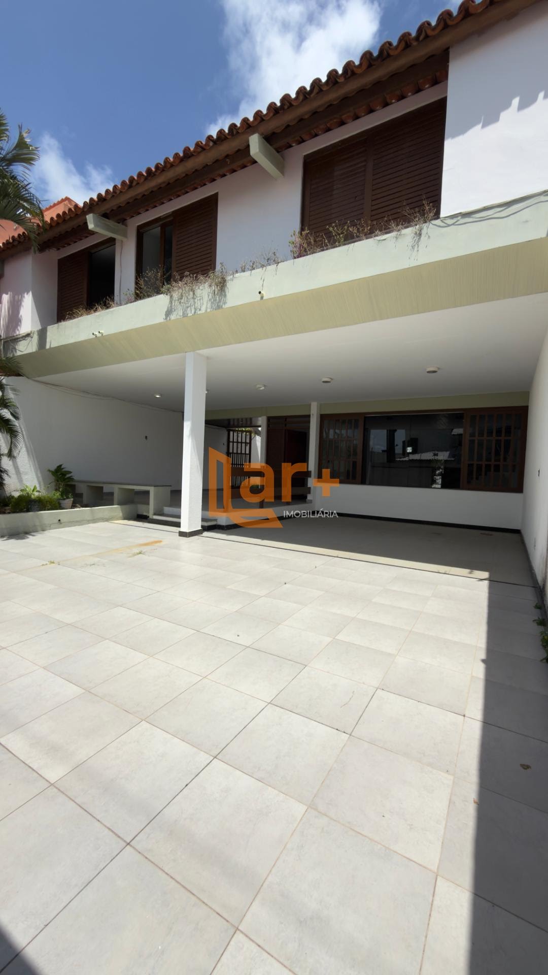 Casa à venda com 6 quartos, 3 suítes, 5 vagas e 327m² no Atalaia, Aracaju (SE) — foto 11 de 30