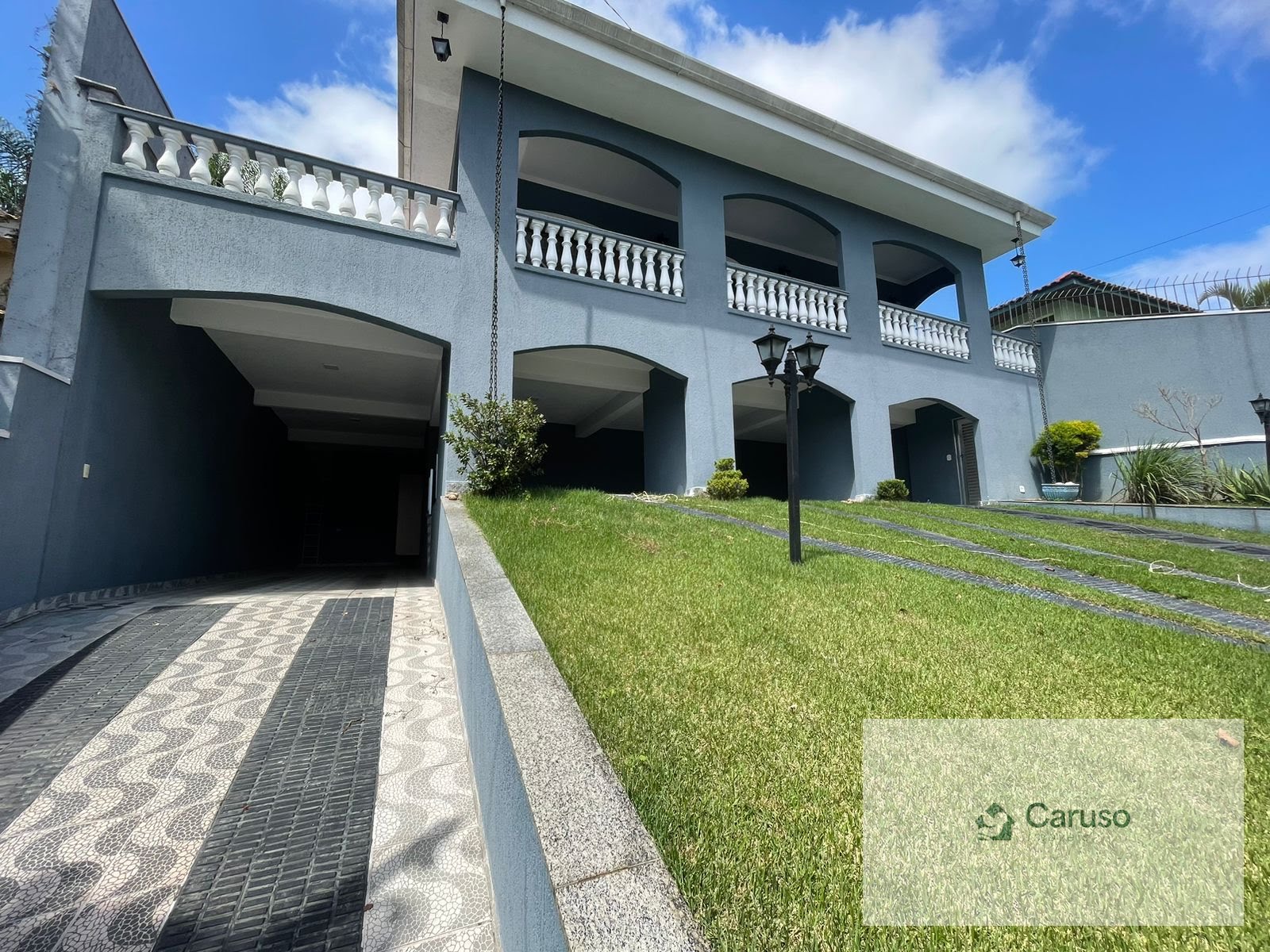 Casa à venda com 3 quartos, 1 suíte, 5 vagas e 259m² no Condomínio Country Club, Arujá (SP) — foto 2 de 23
