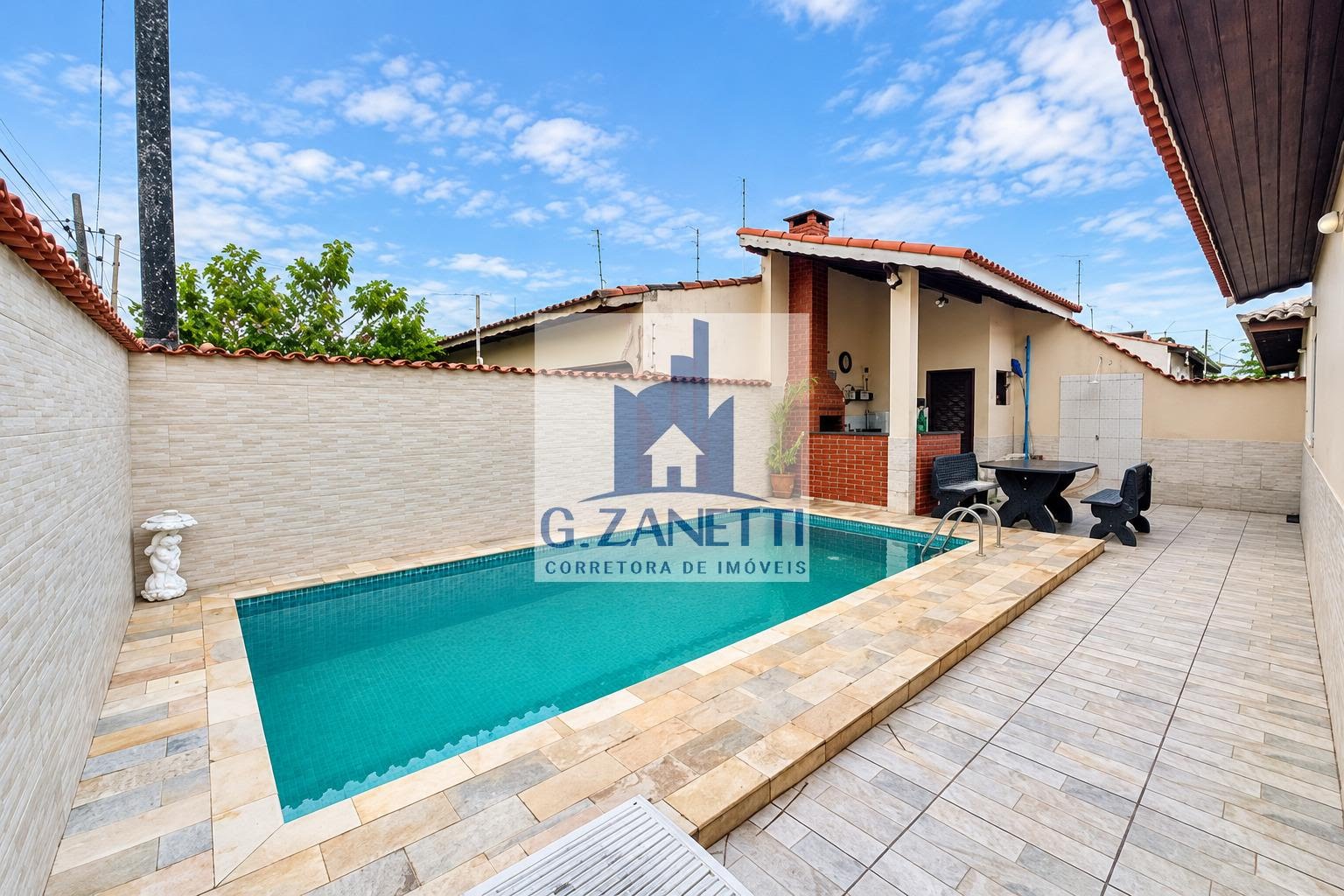 Casa, 3 quartos, 136 m² - Foto 2