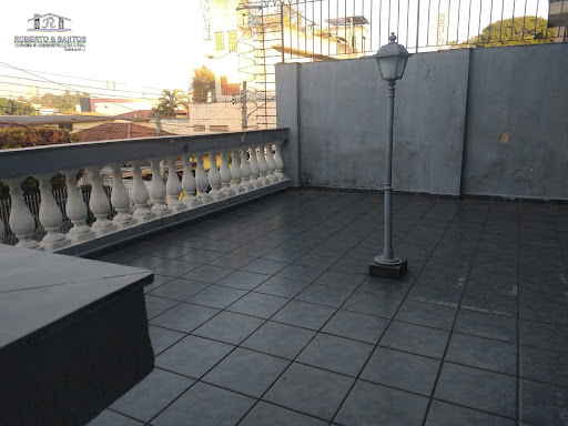 Varanda frontal, outra vista
