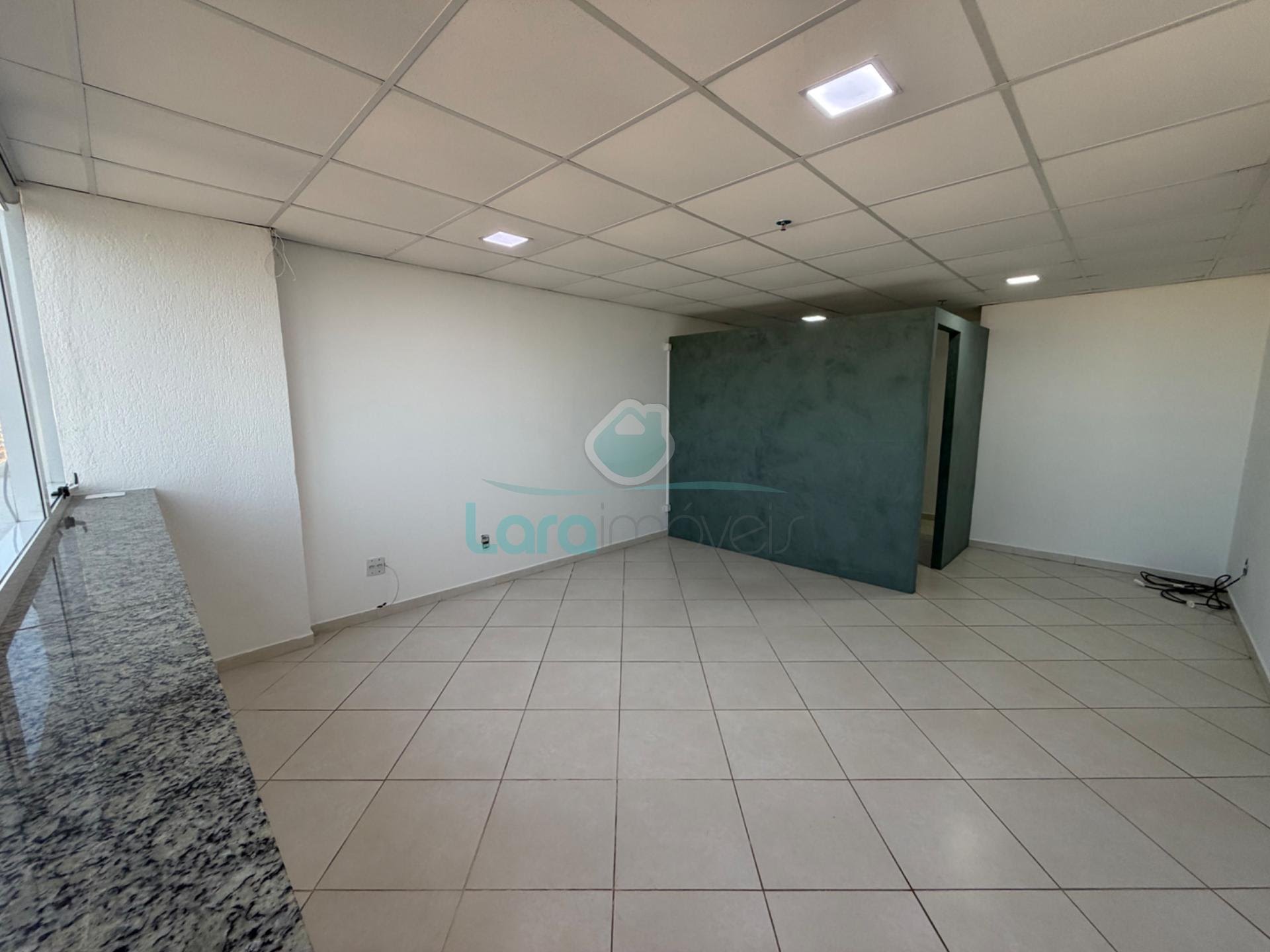 Comercial à venda com 1 banheiro, 1 vaga e 30m² no Imbetiba, Macaé (RJ) — foto 8 de 13
