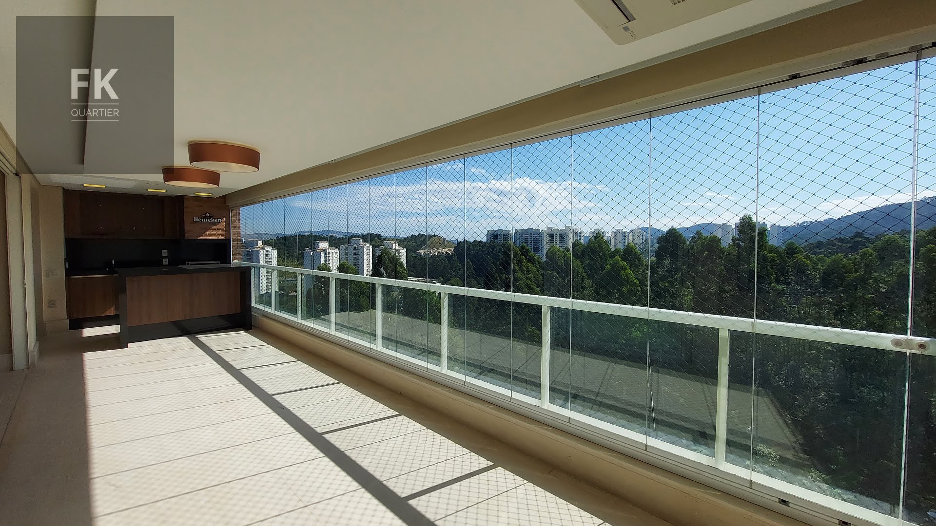 Apartamento para alugar com 3 quartos, 5 banheiros, 4 vagas e 224m² no Tamboré, Santana de Parnaíba — foto principal