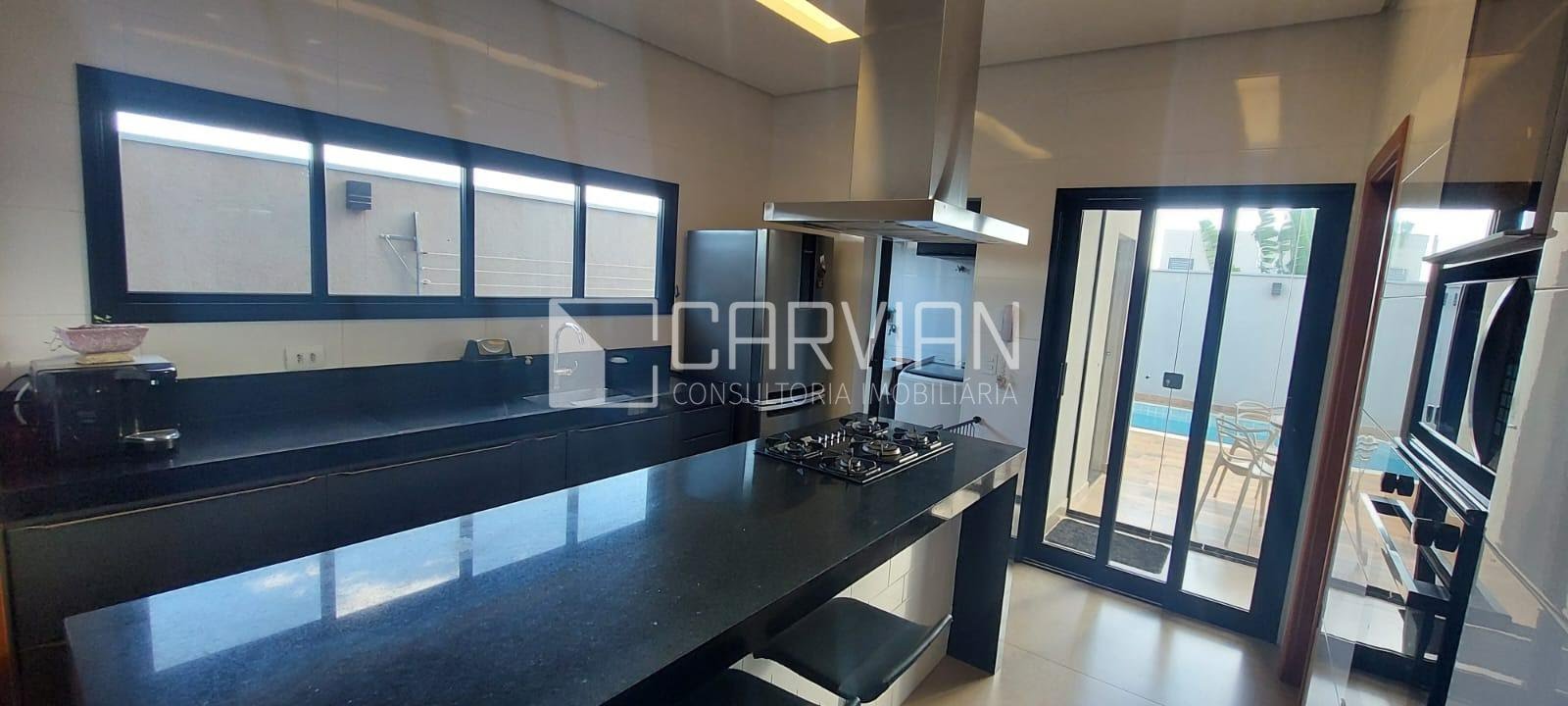 Casa à venda com 3 quartos, 3 suítes, 4 vagas e 360m² no Residencial Alto do Castelo, Ribeirão Preto (SP) — foto 18 de 29