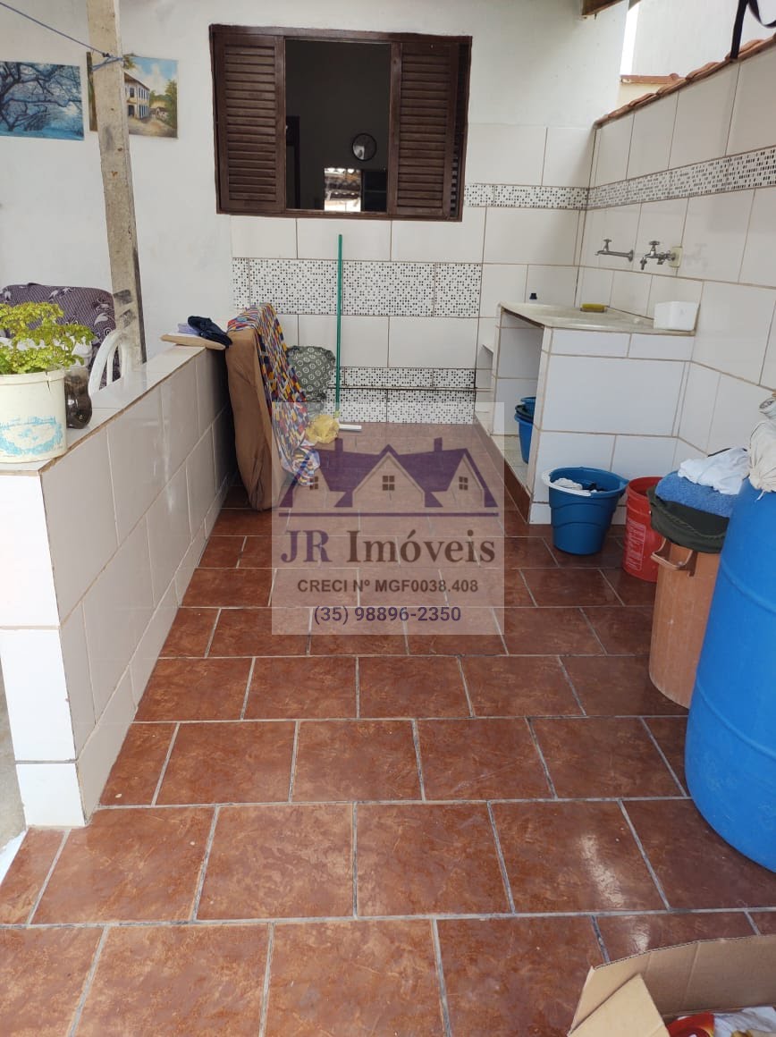 Casa à venda com 2 quartos, 1 banheiro, 2 vagas e 200m² no Vila Rubens, Itajubá (MG) — foto 15 de 30