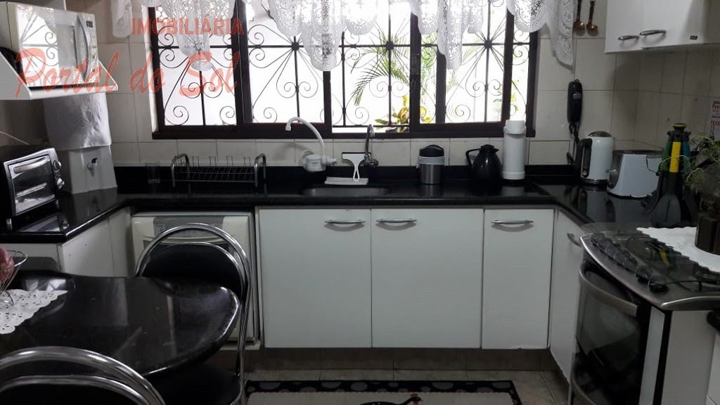Casa à venda com 3 quartos, 1 suíte e 231m² no Centro, Santo Antônio da Platina (PR) — foto 11 de 12