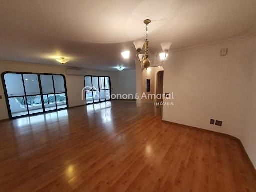 Apartamento, 3 quartos, 215 m² - Foto 1