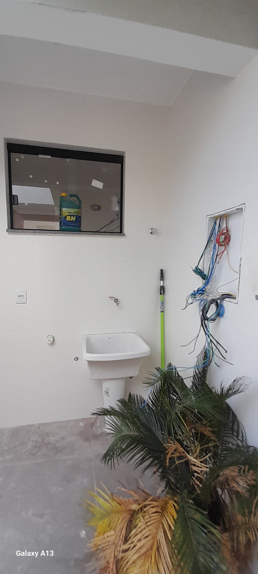 Casa à venda com 3 quartos, 1 suíte, 2 vagas e 105m² no Novo Centro, Santa Luzia (MG) — foto 4 de 23