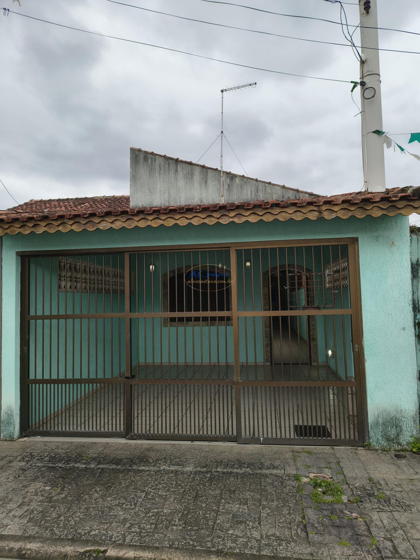 Casa à venda com 2 quartos, 2 banheiros, 2 vagas e 70m² no Jardim Imperador, Praia Grande (SP) — foto 11 de 11
