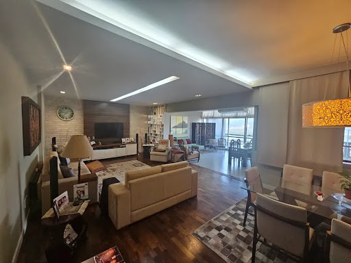 Cobertura 240m² na Barra da Tijuca com Vista