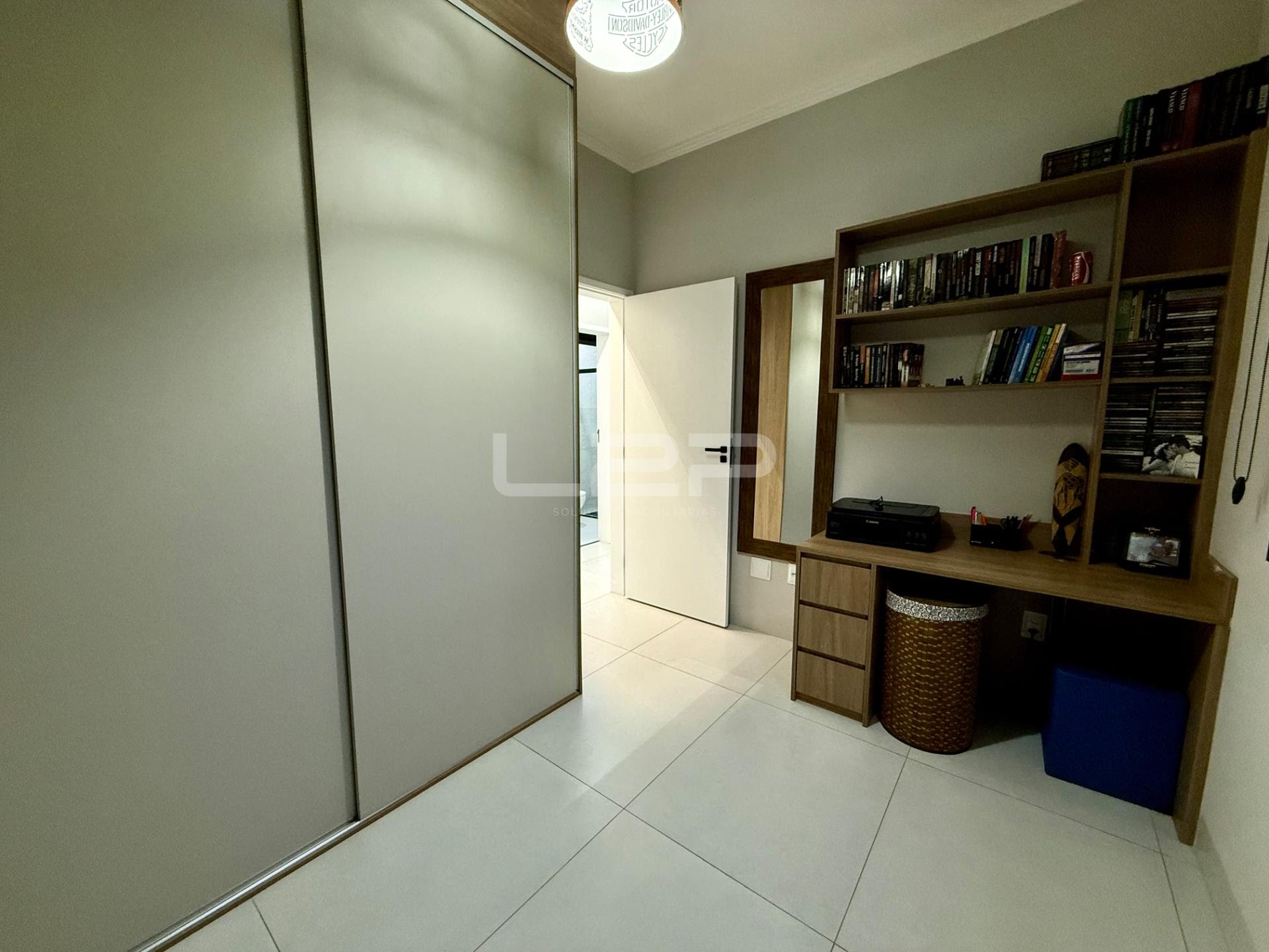 Casa à venda com 3 quartos, 1 suíte, 4 vagas e 170m² no Residencial Tosi, Itupeva (SP) — foto 15 de 30