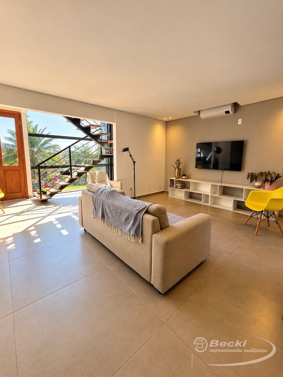 Casa à venda com 3 quartos, 1 suíte, 2 vagas e 228m² no Floresta, Joinville (SC) — foto 13 de 21