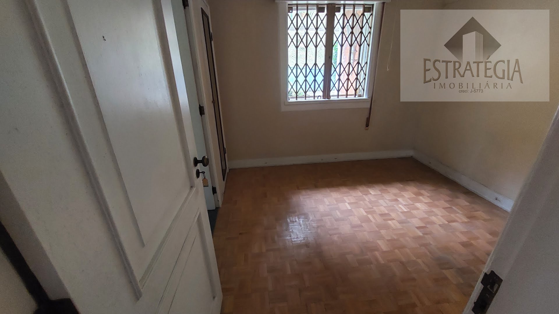 Casa à venda com 4 quartos, 4 suítes, 5 vagas e 1000m² no Quitandinha, Petrópolis (RJ) — foto 25 de 30