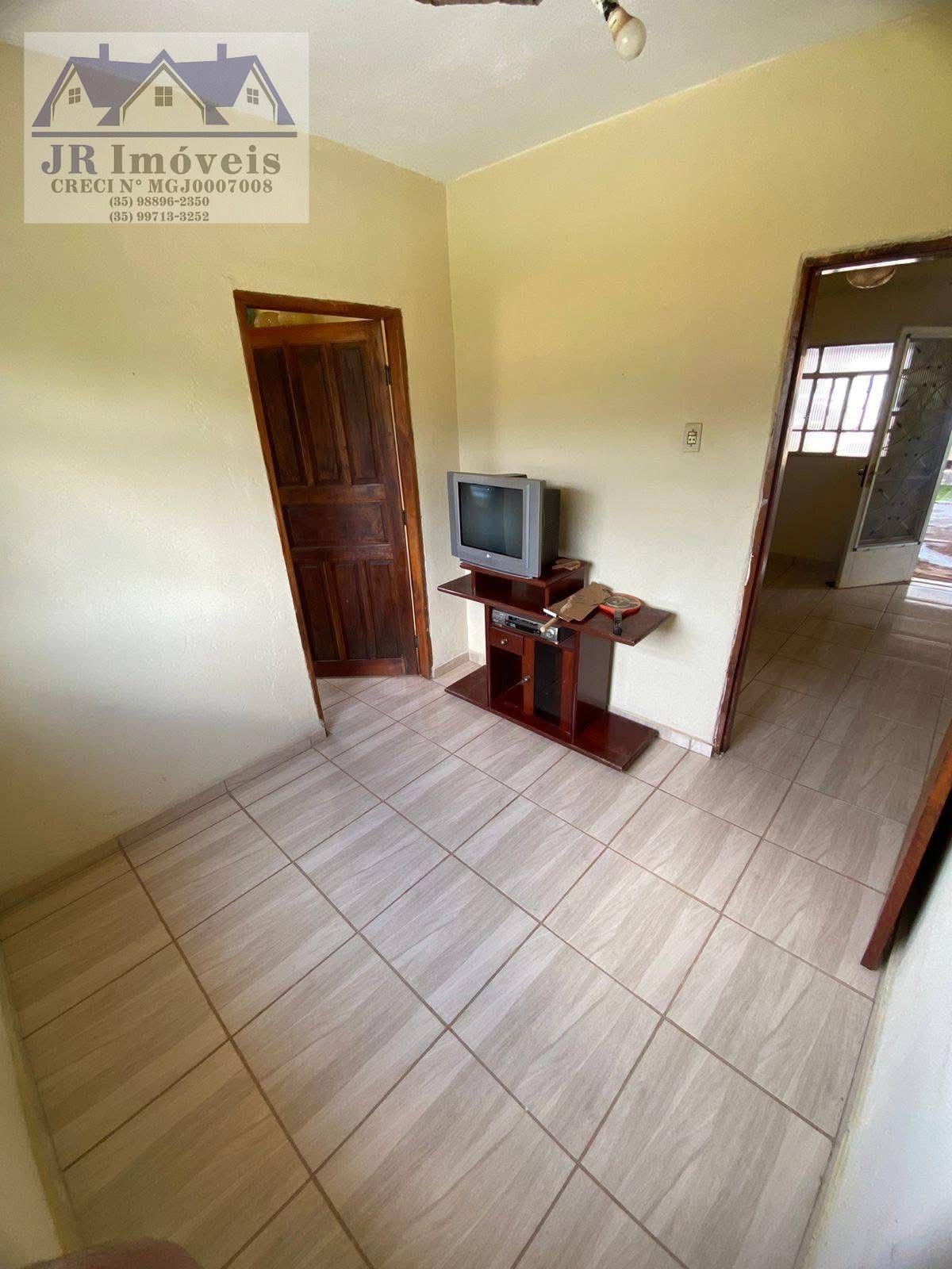 Casa à venda com 5 quartos, 1 suíte, 3 vagas e 341m² no Sossêgo, Piranguinho (MG) — foto 12 de 14