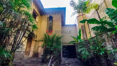 Casa à venda em Laranjeiras: 510m², 7 quartos, R$ 2.300.000