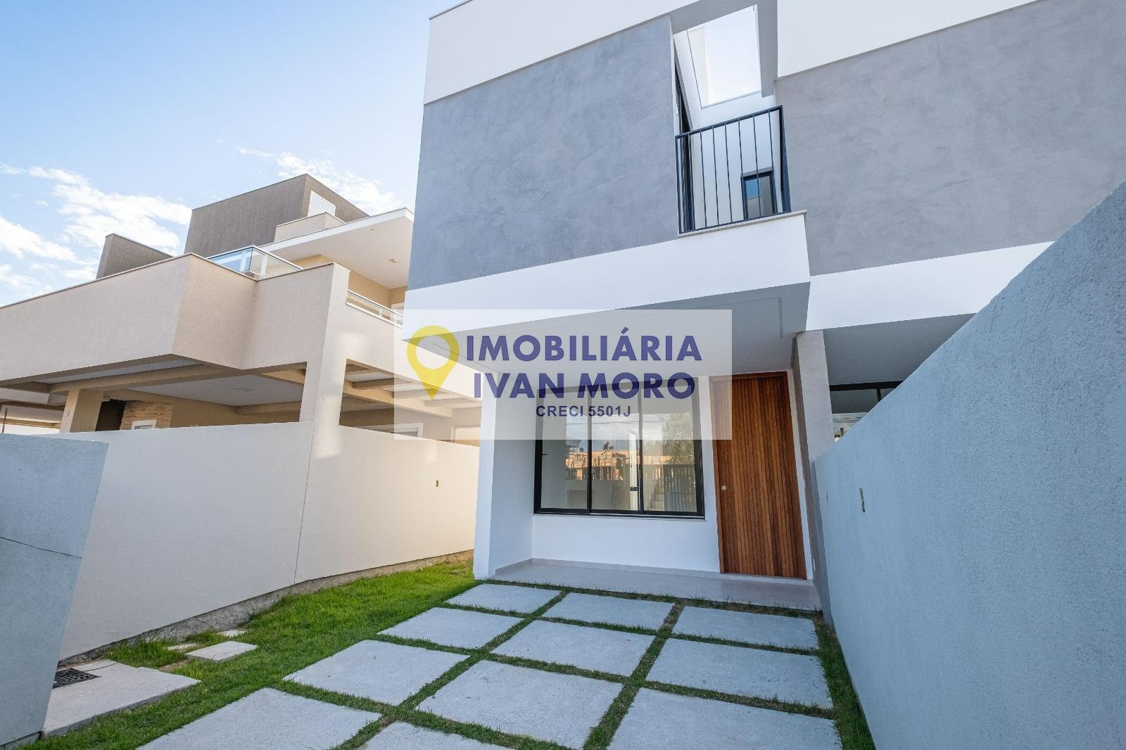Casa à venda com 3 quartos, 3 banheiros, 1 vaga e 138m² no Cachoeira do Bom Jesus, Florianópolis — foto principal