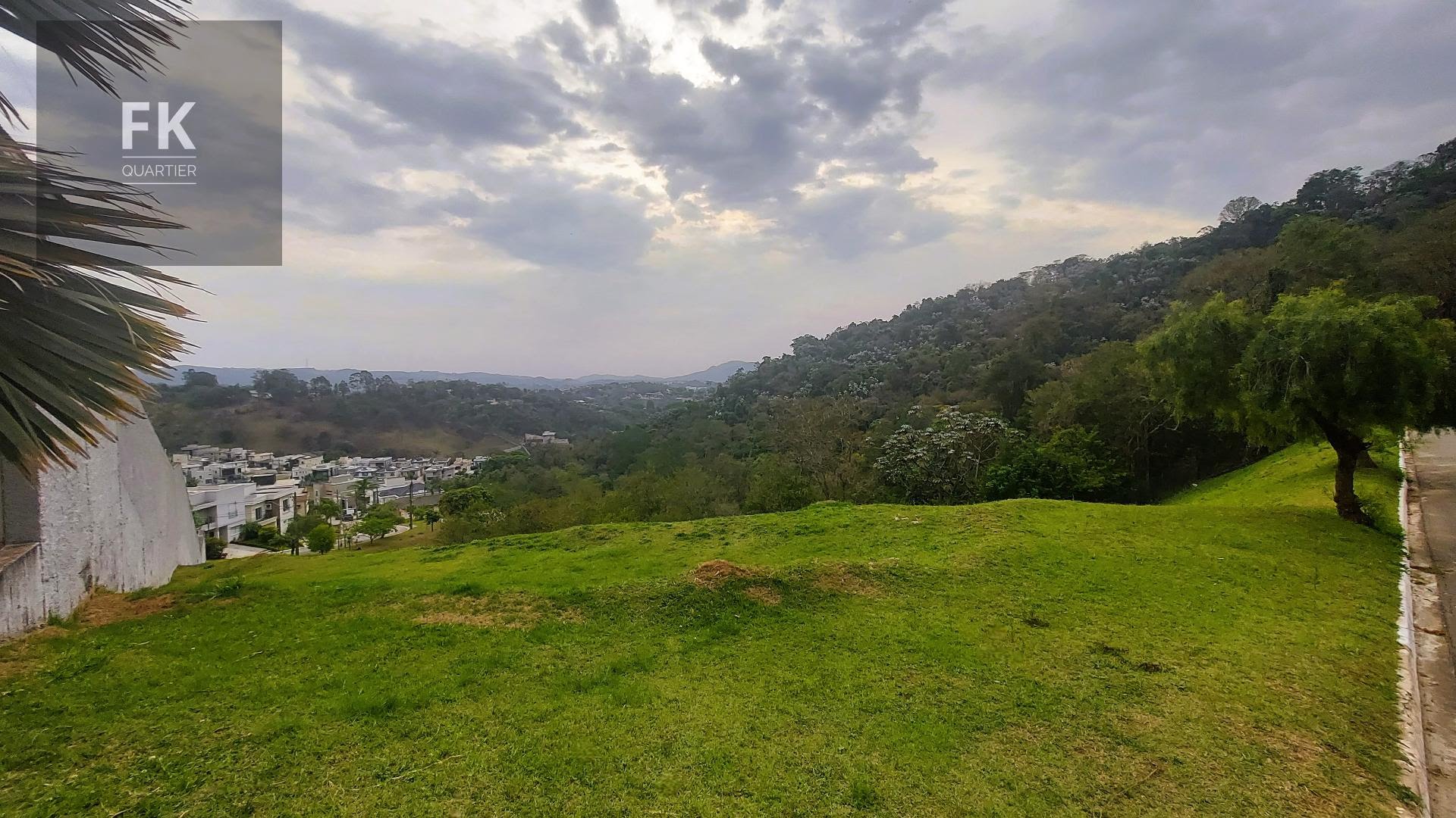 Terreno à venda com 360m² de terreno no Alphaville, Santana de Parnaíba (SP) — foto 5 de 11