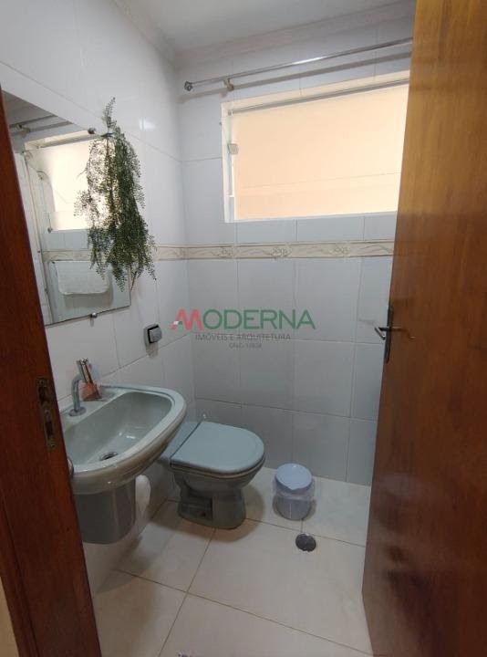 Casa à venda com 3 quartos, 1 suíte, 3 vagas e 134m² no Jordanópolis, São Bernardo do Campo (SP) — foto 13 de 24