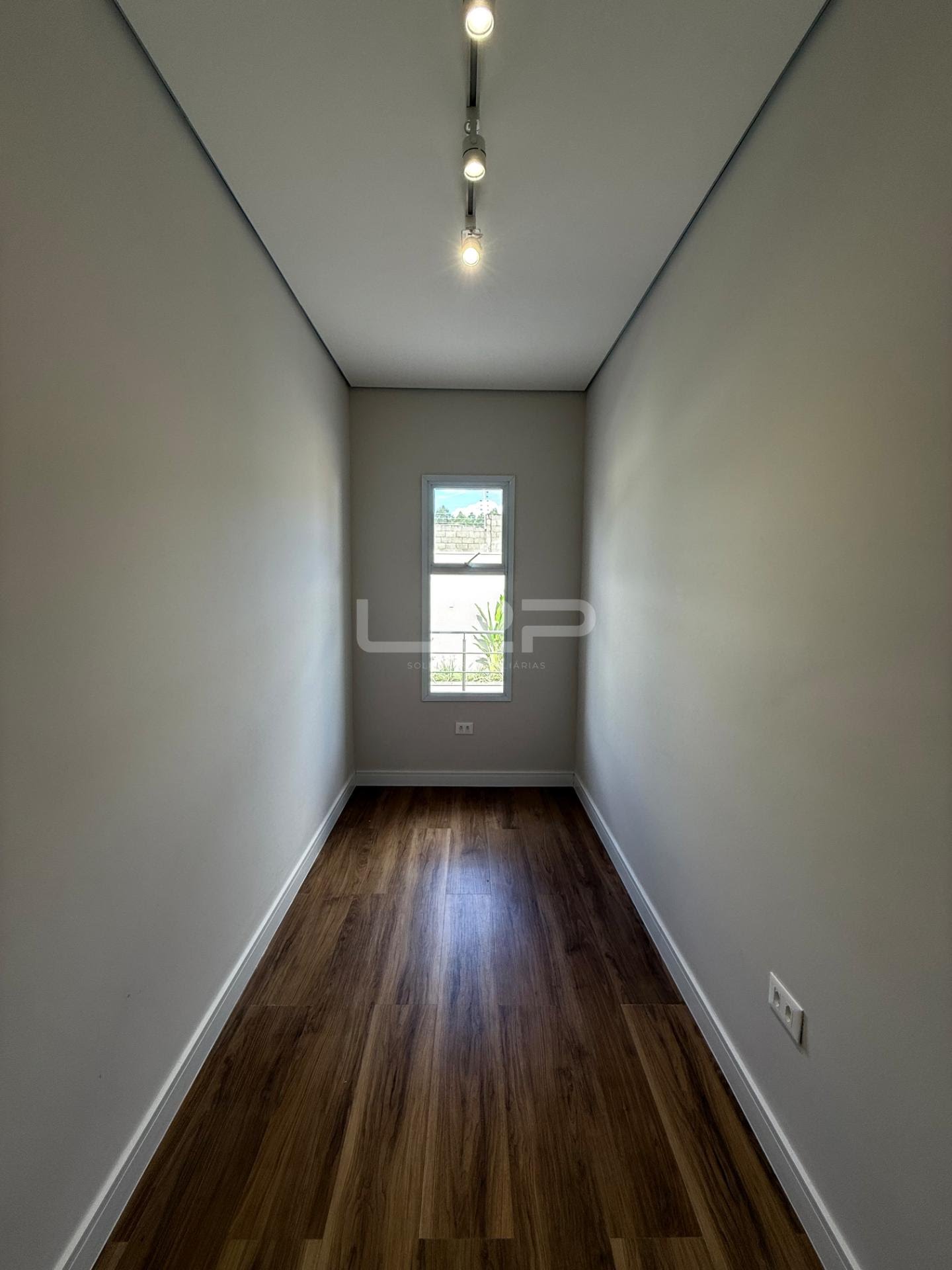 Casa à venda com 4 quartos, 3 suítes, 4 vagas e 253m² no Do Pinherinho, Itupeva (SP) — foto 23 de 30