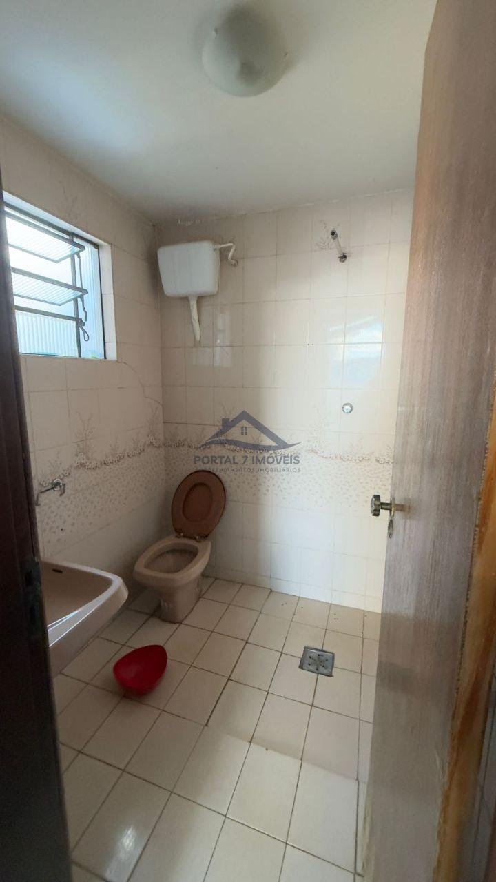 Casa à venda com 5 quartos, 1 suíte, 5 vagas e 360m² no São Cristovao, Sete Lagoas (MG) — foto 12 de 17