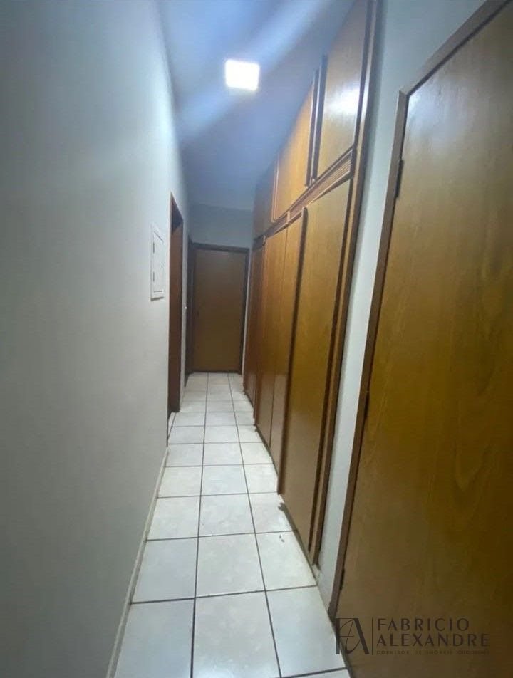 Casa à venda com 3 quartos, 1 suíte, 4 vagas e 250m² no Jardim Tarraf II, São José do Rio Preto (SP) — foto 12 de 17