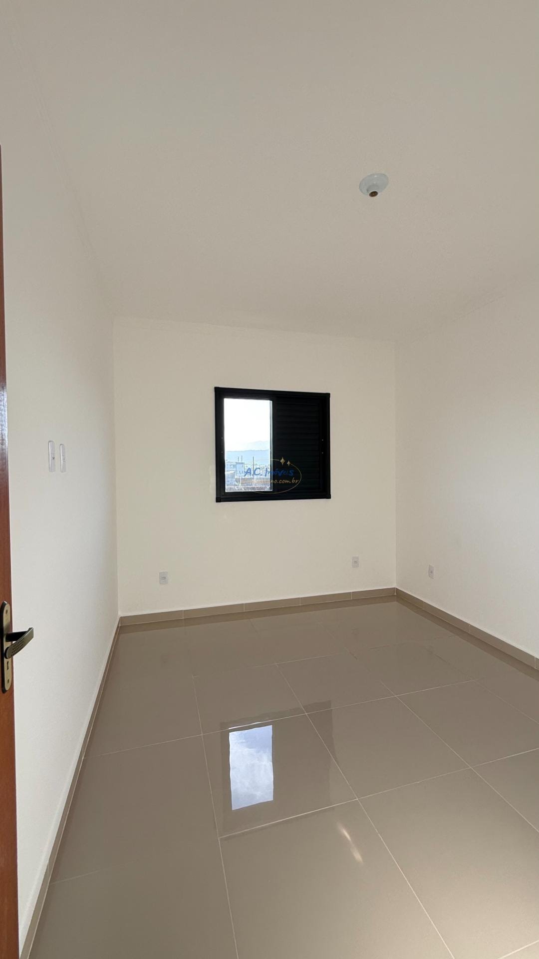 Casa à venda com 3 quartos, 3 suítes, 2 vagas e 143m² no Maracanã, Praia Grande (SP) — foto 23 de 30
