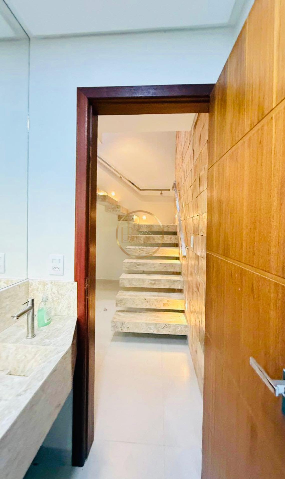 Casa à venda com 3 quartos, 2 suítes, 1 vaga e 90m² no Centro, Porto Seguro (BA) — foto 10 de 16