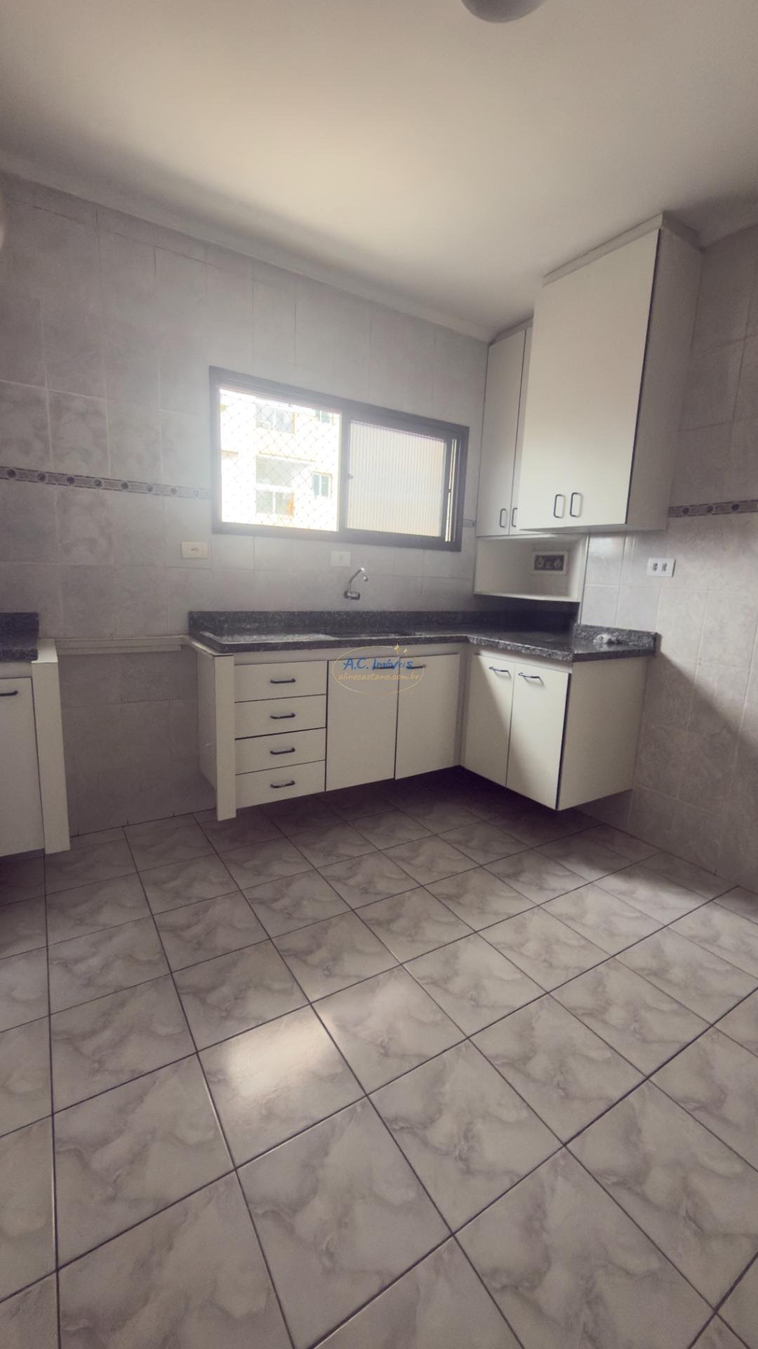 Apartamento à venda com 2 quartos, 1 suíte, 1 vaga e 89m² no Vila Tupi, Praia Grande (SP) — foto 8 de 21