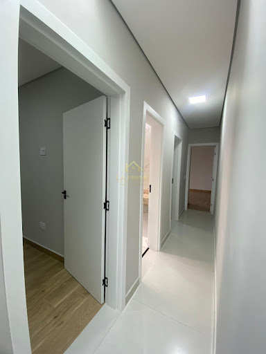 Casa de Condomínio em Wanel Ville - Sorocaba, SP