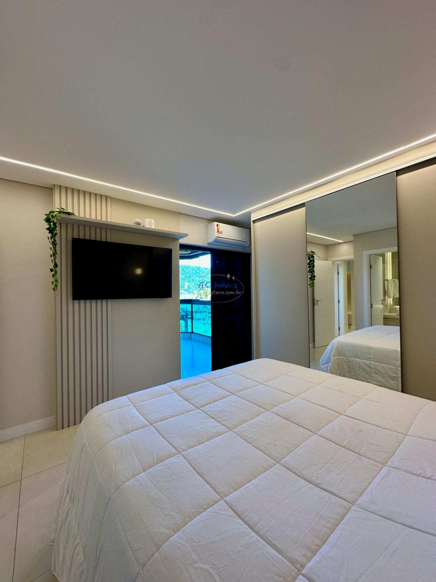 Apartamento à venda com 4 quartos, 2 suítes, 2 vagas e 167m² no Canto do Forte, Praia Grande (SP) — foto 8 de 30