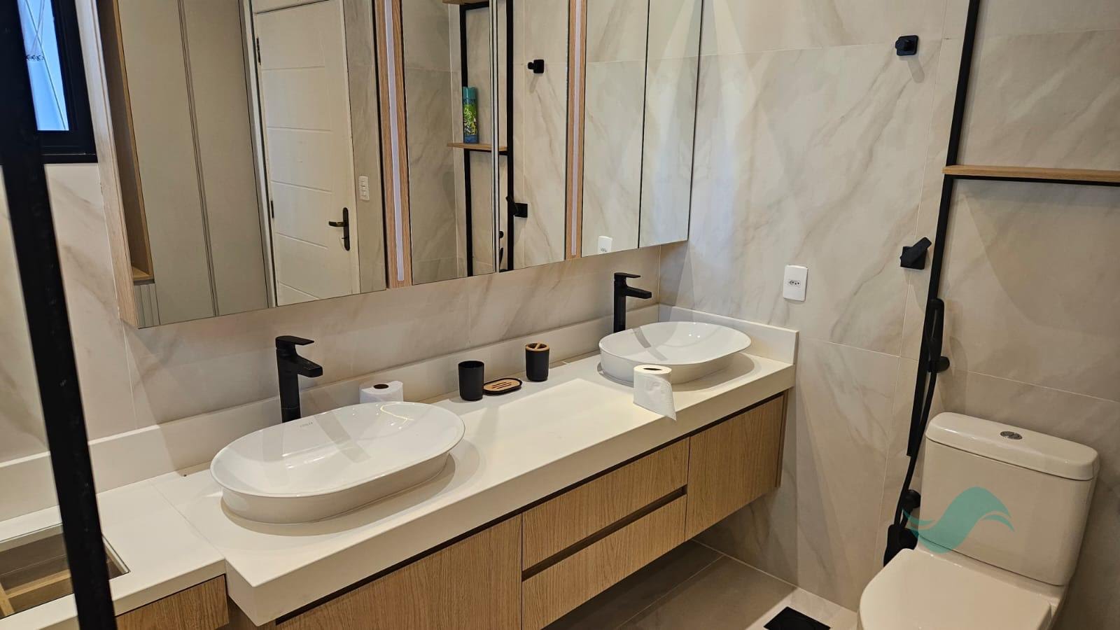 Casa à venda com 5 quartos, 7 banheiros, 4 vagas e 350m² no Jurerê Internacional, Florianópolis (SC) — foto 15 de 30