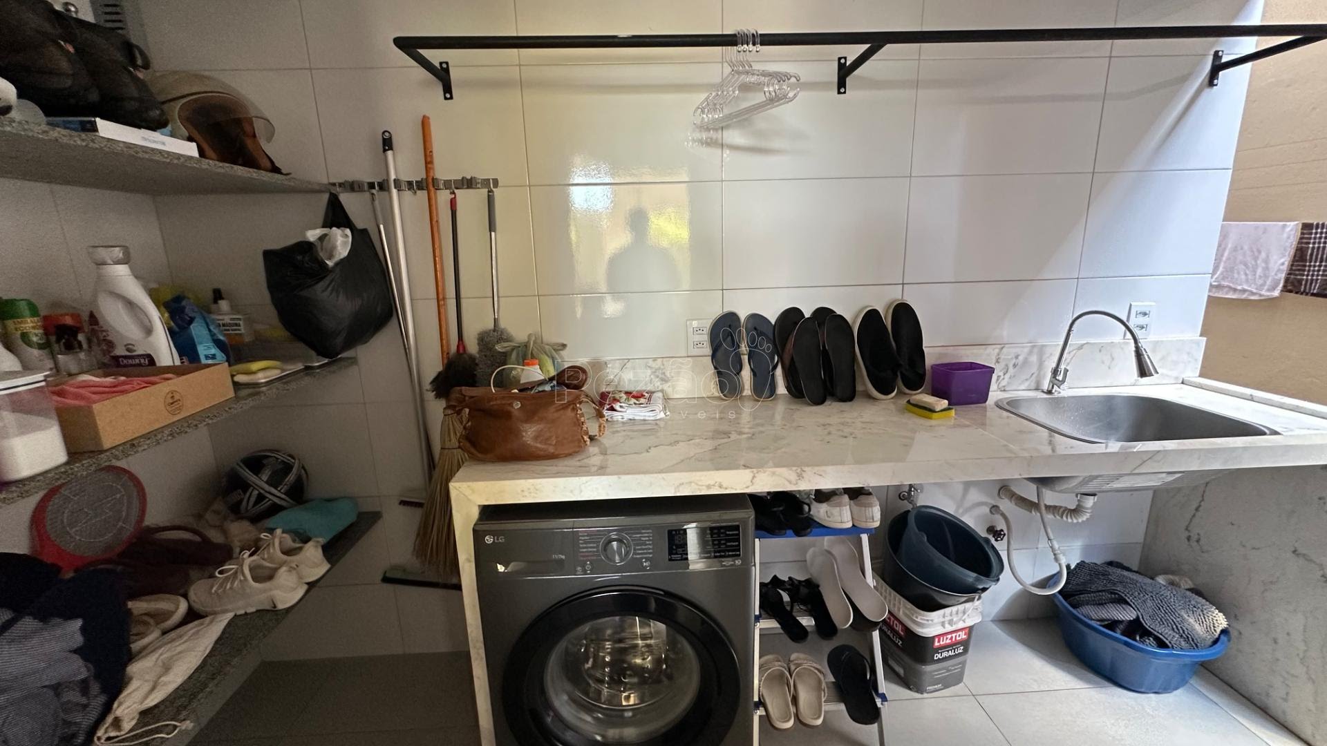Casa à venda com 3 quartos, 1 suíte, 2 vagas e 225m² no Flamboyant II, Itapuranga (GO) — foto 7 de 13