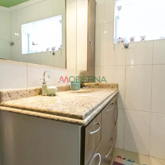 Casa à venda com 4 quartos, 2 suítes, 2 vagas e 210m² no Nova Petrópolis, São Bernardo do Campo (SP) — foto 15 de 30