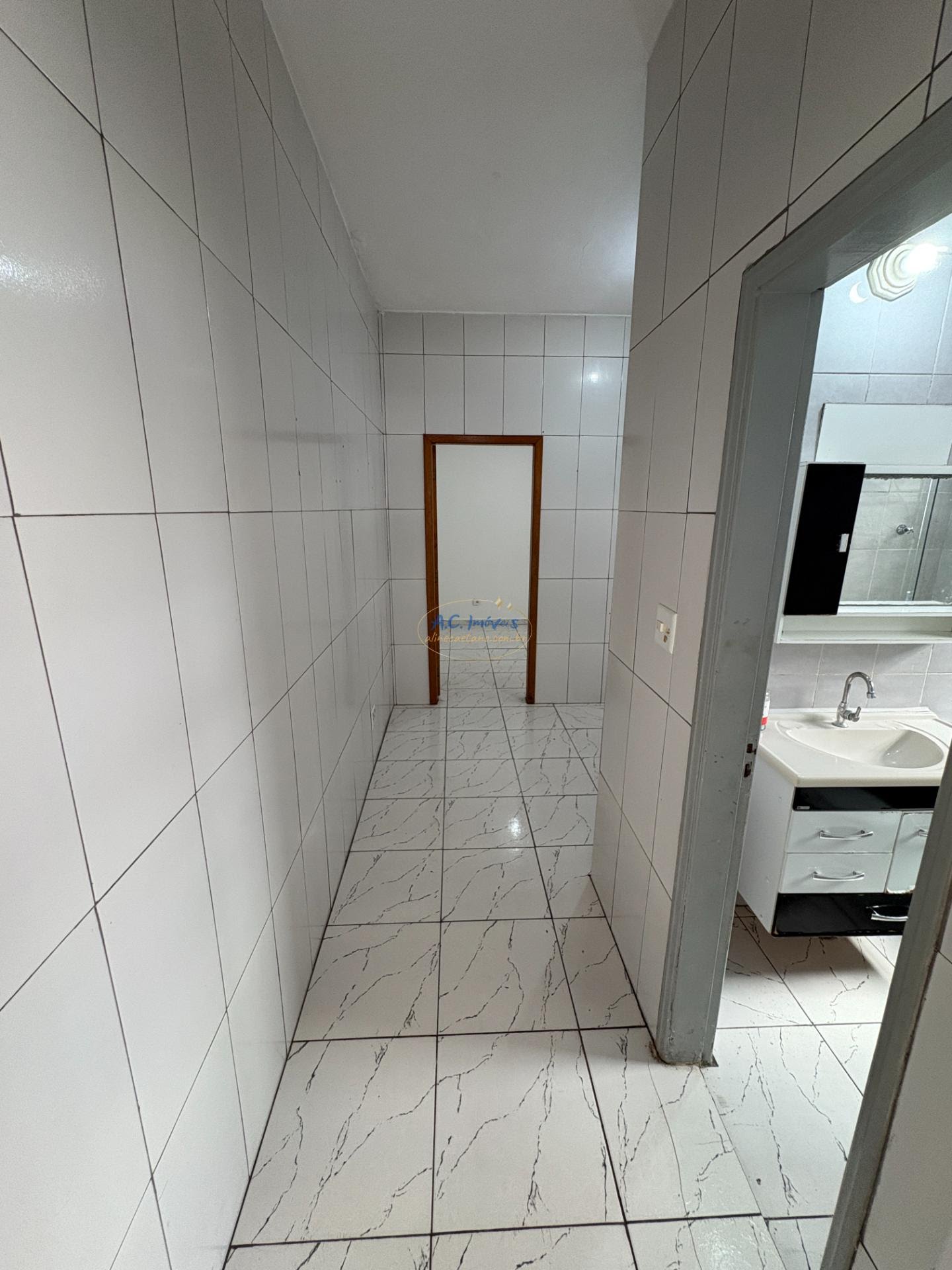 Casa à venda com 1 quarto, 1 banheiro, 2 vagas e 62m² no Guilhermina, Praia Grande (SP) — foto 16 de 26