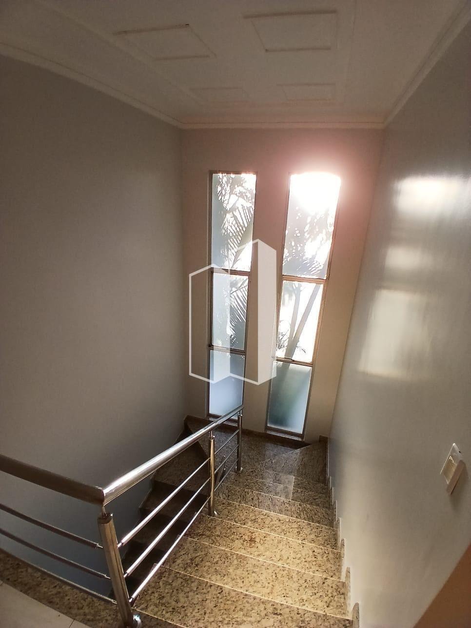 Casa à venda com 4 quartos, 3 suítes, 4 vagas e 263m² no Residencial Granville, Goiânia (GO) — foto 10 de 30