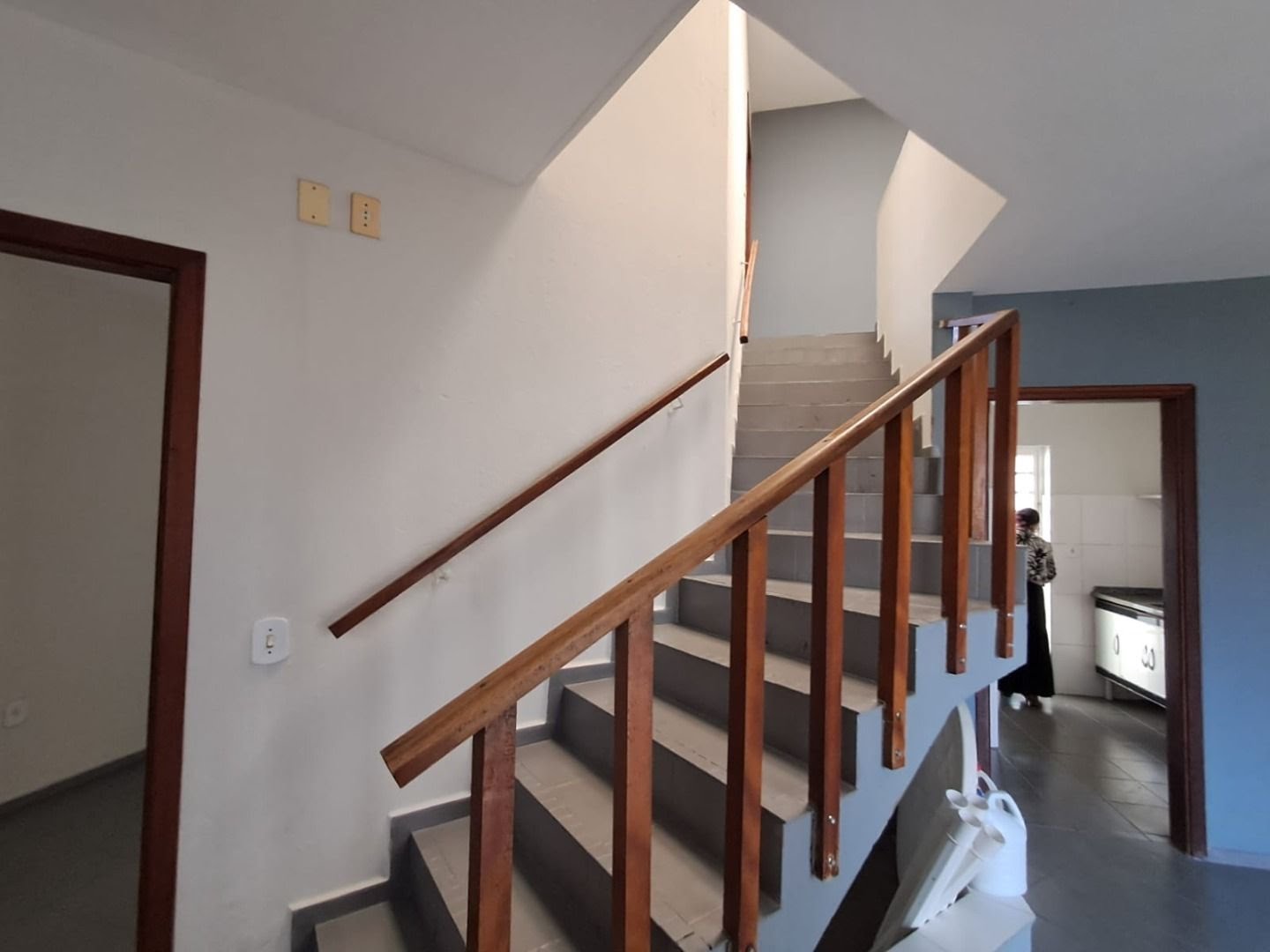 Casa à venda com 6 banheiros, 3 vagas e 211m² no Vila Santana, Sorocaba (SP) — foto 10 de 30