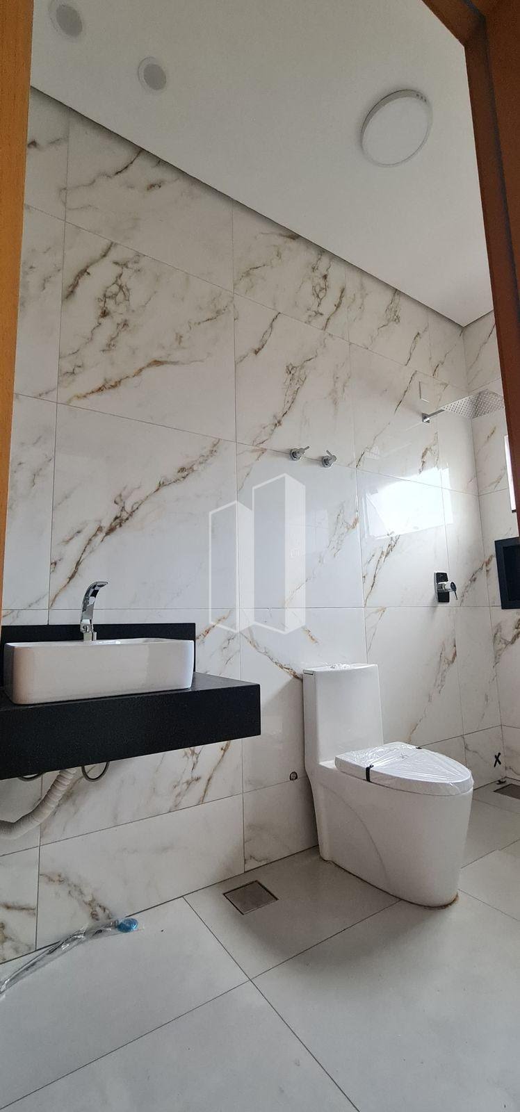 Casa à venda com 3 quartos, 3 suítes, 4 vagas e 221m² no Setor Faicalville, Goiânia (GO) — foto 6 de 12