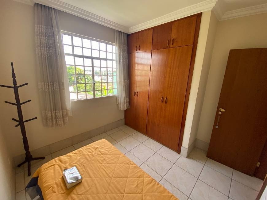 Casa à venda com 3 quartos, 1 suíte, 4 vagas e 358m² no Minascaixa, Belo Horizonte (MG) — foto 17 de 29