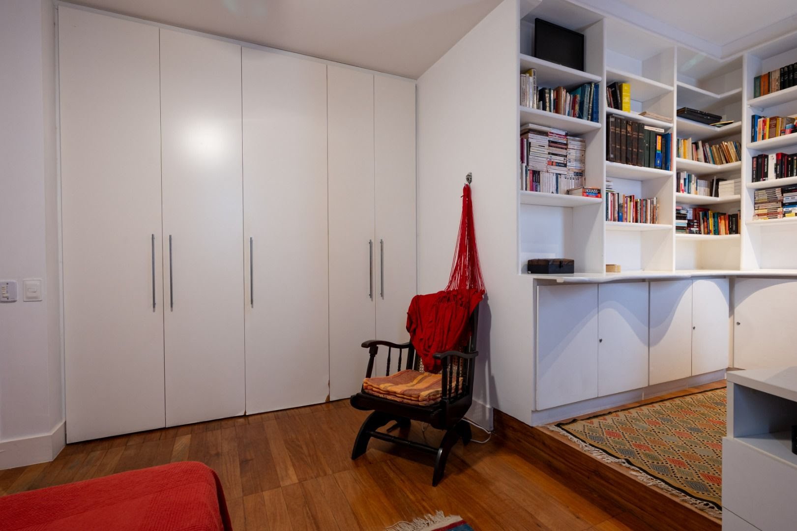Apartamento para alugar com 4 quartos, 3 suítes, 1 vaga e 250m² no Leblon, Rio de Janeiro (RJ) — foto 16 de 30
