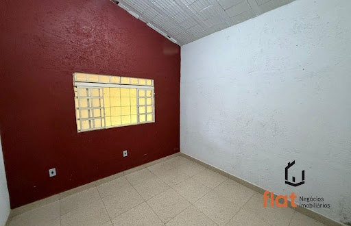 Chácara à Venda em Onça de Pitangui, 3 Quartos, 180m²
