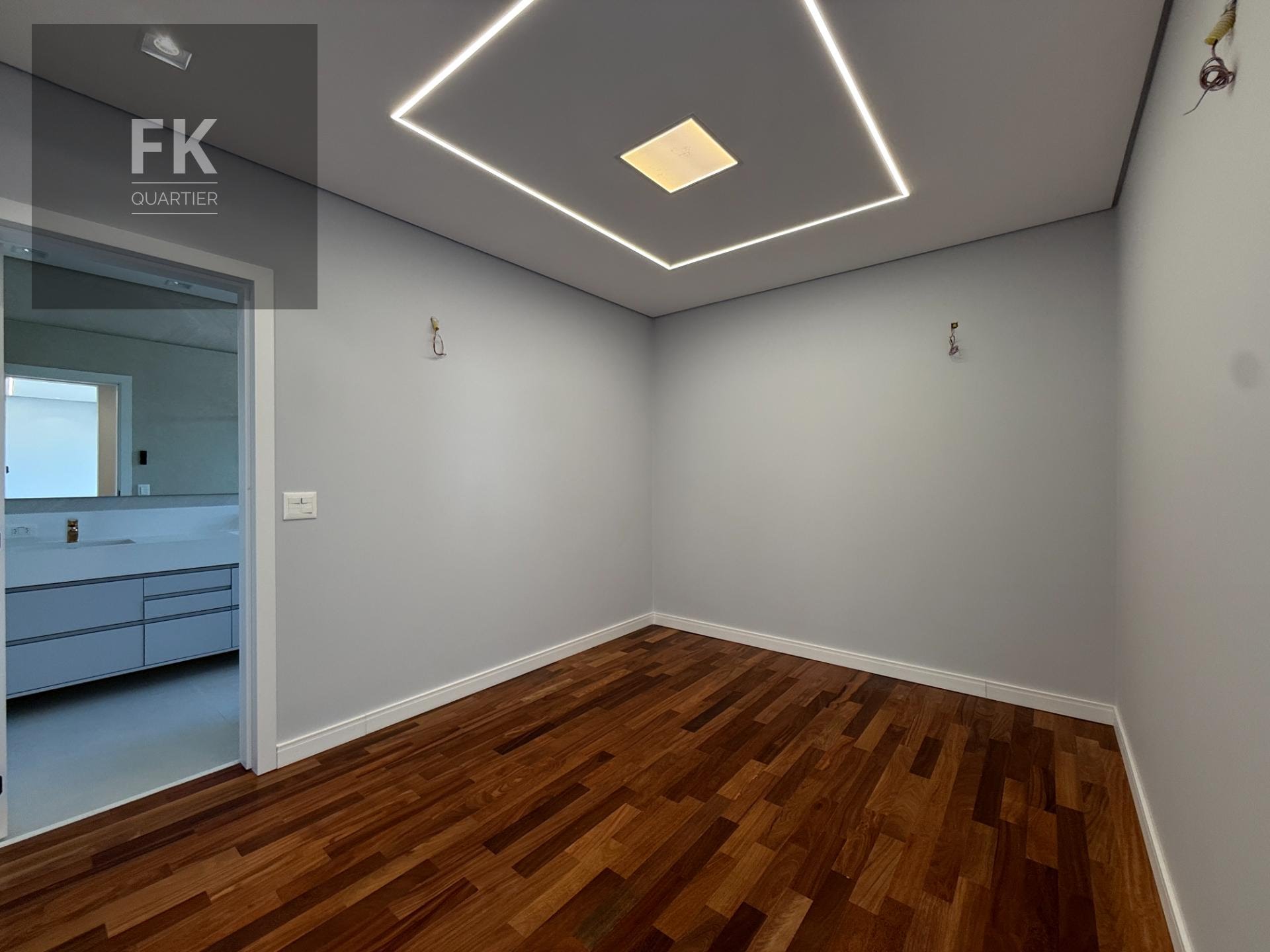 Casa à venda com 4 quartos, 4 suítes, 6 vagas e 441m² no Alphaville, Santana de Parnaíba (SP) — foto 14 de 15