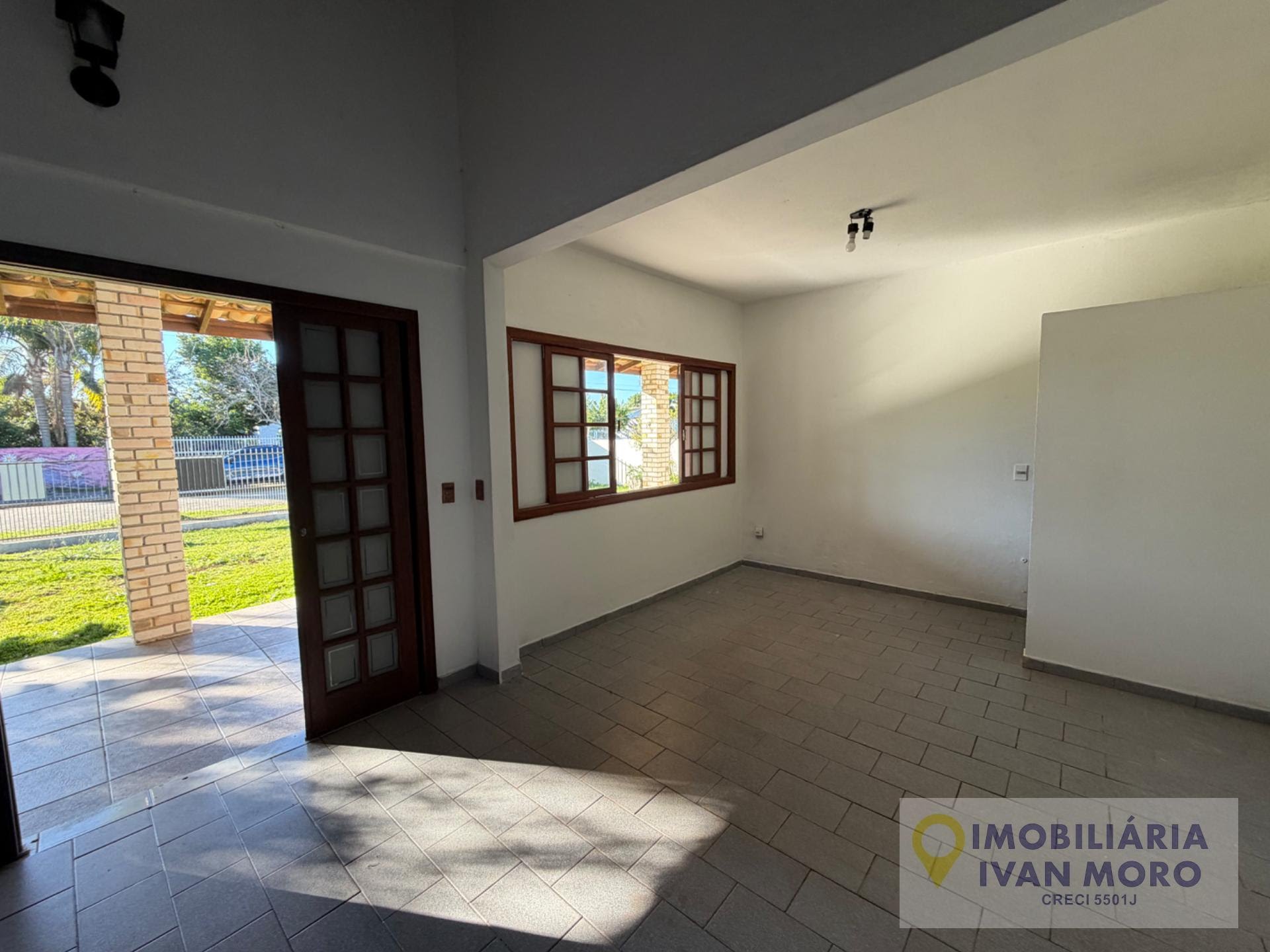 Casa à venda com 4 quartos, 2 suítes, 2 vagas e 180m² no Daniela, Florianópolis (SC) — foto 15 de 27
