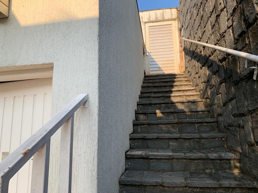 Casa à venda com 2 banheiros, 4 vagas e 1050m² no Condomínio Arujazinho IV, Arujá (SP) — foto 14 de 27