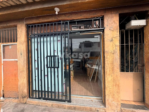Loja em Parque Residencial Laranjeiras  -  Serra
