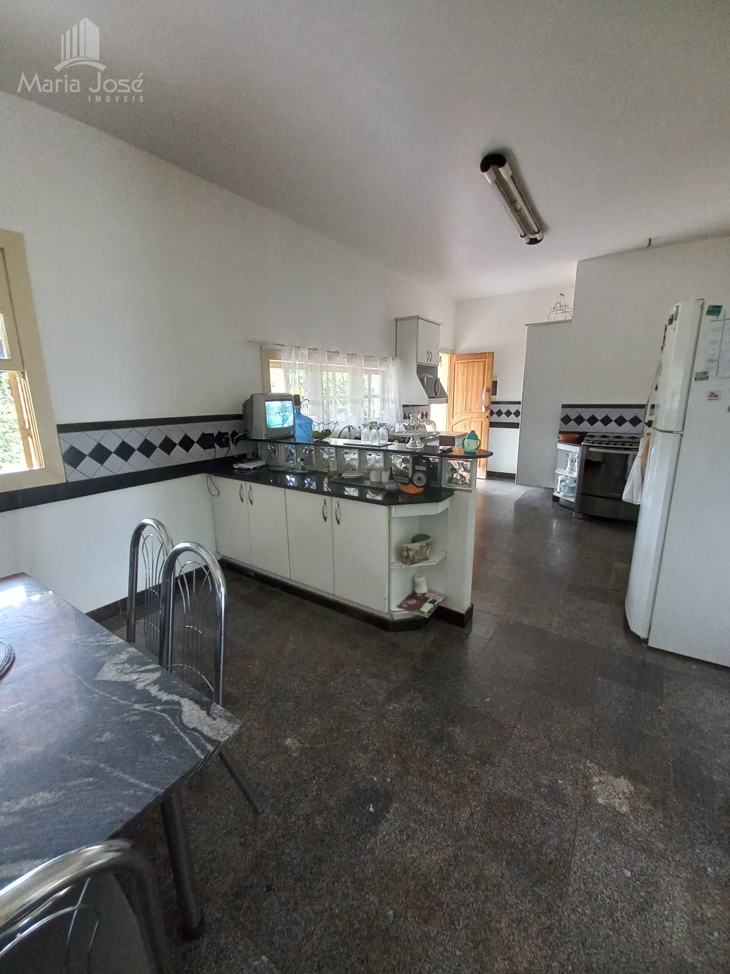 Casa à venda com 3 quartos, 1 suíte, 4 vagas e 239m² no Titamar, Sete Lagoas (MG) — foto 13 de 30