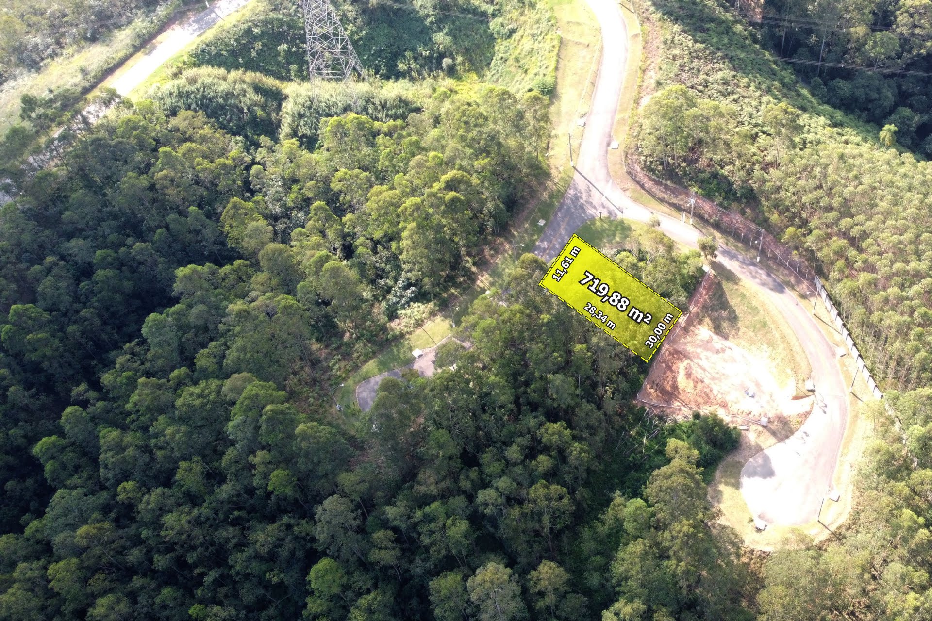 Terreno / lote / a venda no condomínio de alto padrão em Cajamar Capital Ville / próximo a rodovia Anhanguera