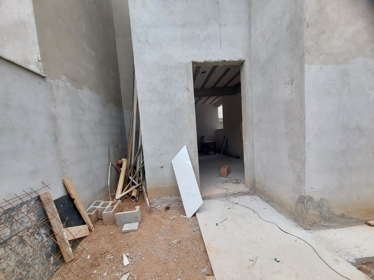 Casa à venda com 3 quartos, 1 suíte, 2 vagas e 86m² no Etelvina Carneiro, Belo Horizonte (MG) — foto 20 de 25
