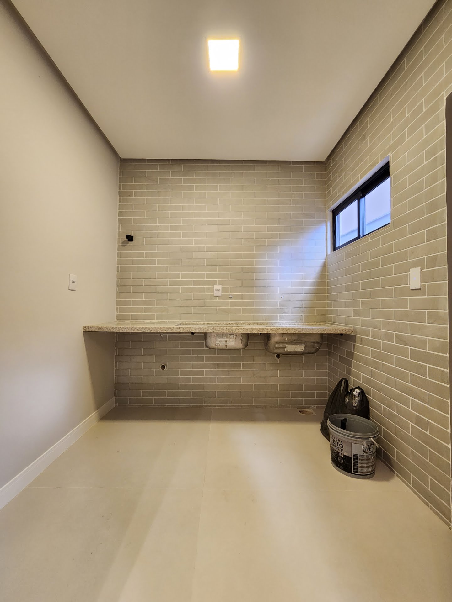 Casa à venda com 4 quartos, 4 suítes e 2 vagas no Papagaio, Feira de Santana (BA) — foto 11 de 27