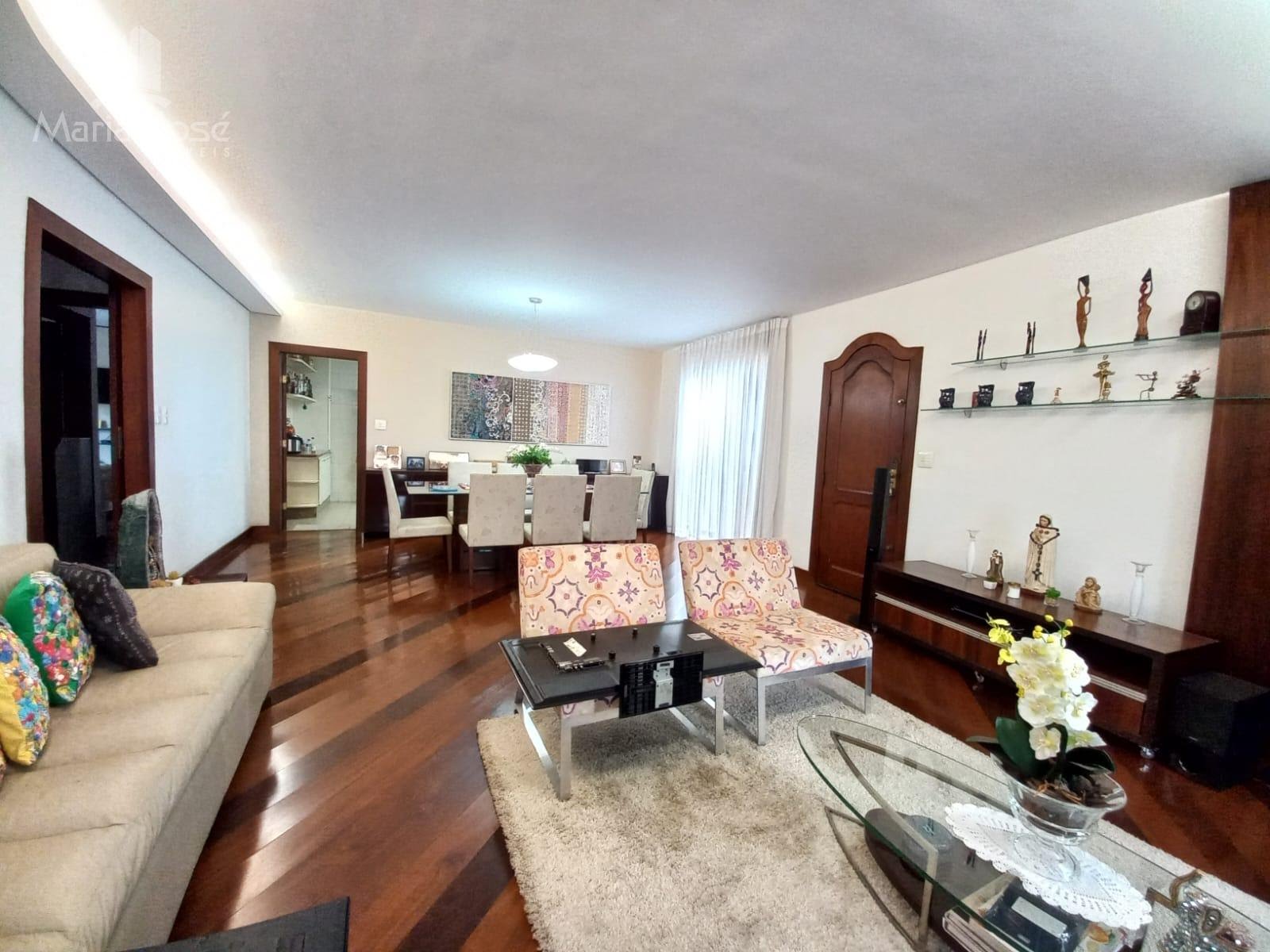 Casa à venda com 4 quartos, 1 suíte, 4 vagas e 450m² no Boa Vista, Sete Lagoas (MG) — foto 18 de 30