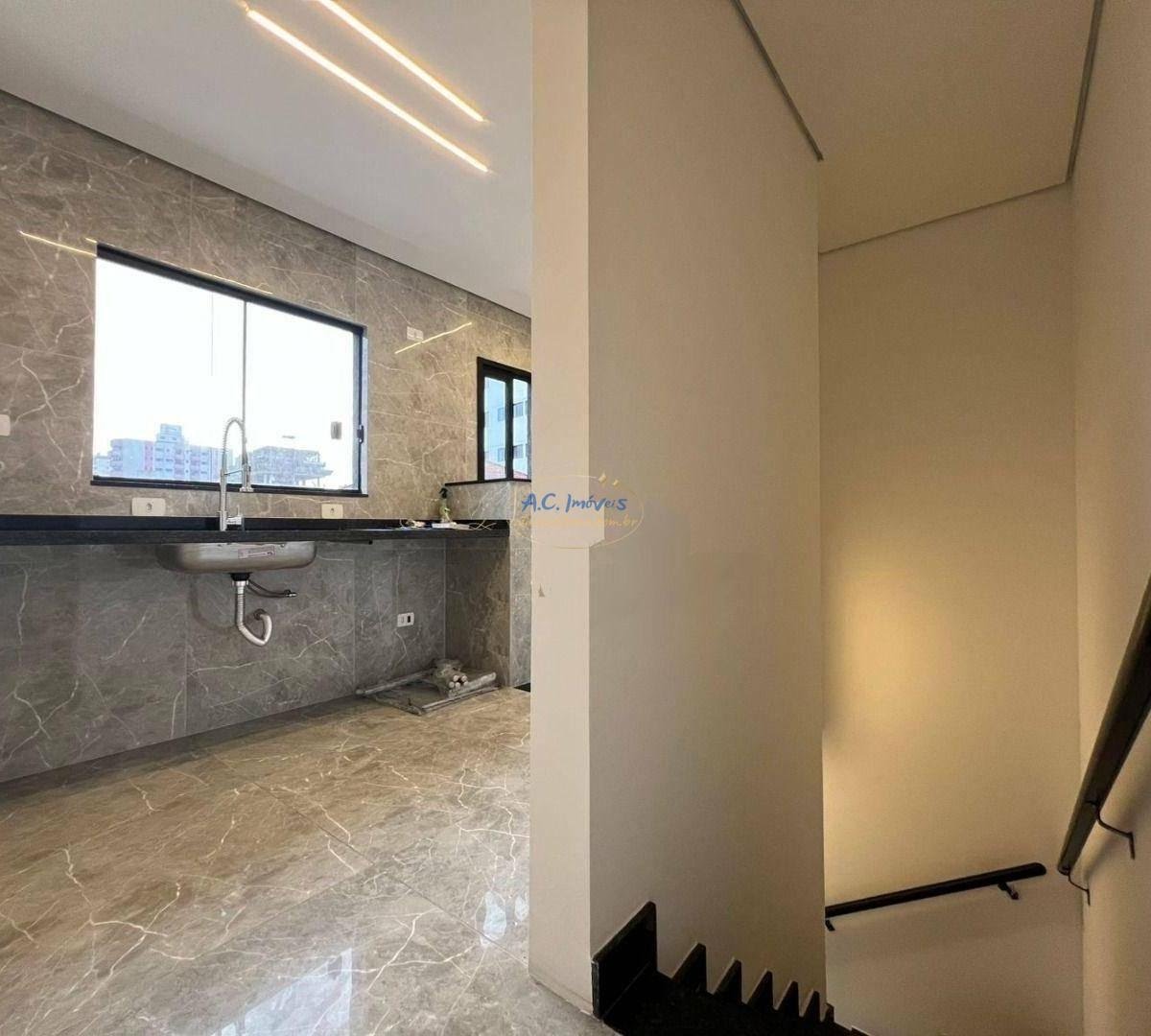 Casa à venda com 3 quartos, 3 suítes, 1 vaga e 104m² no Aviação, Praia Grande (SP) — foto 7 de 28